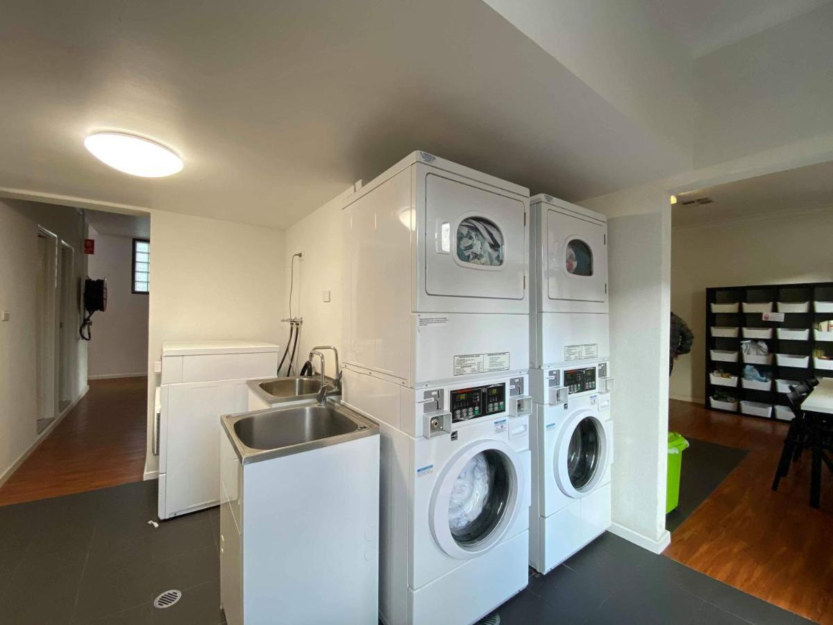 Downtown Backpackers Hostel Perth - Note - Valid Passport Required For Check In Esterno foto